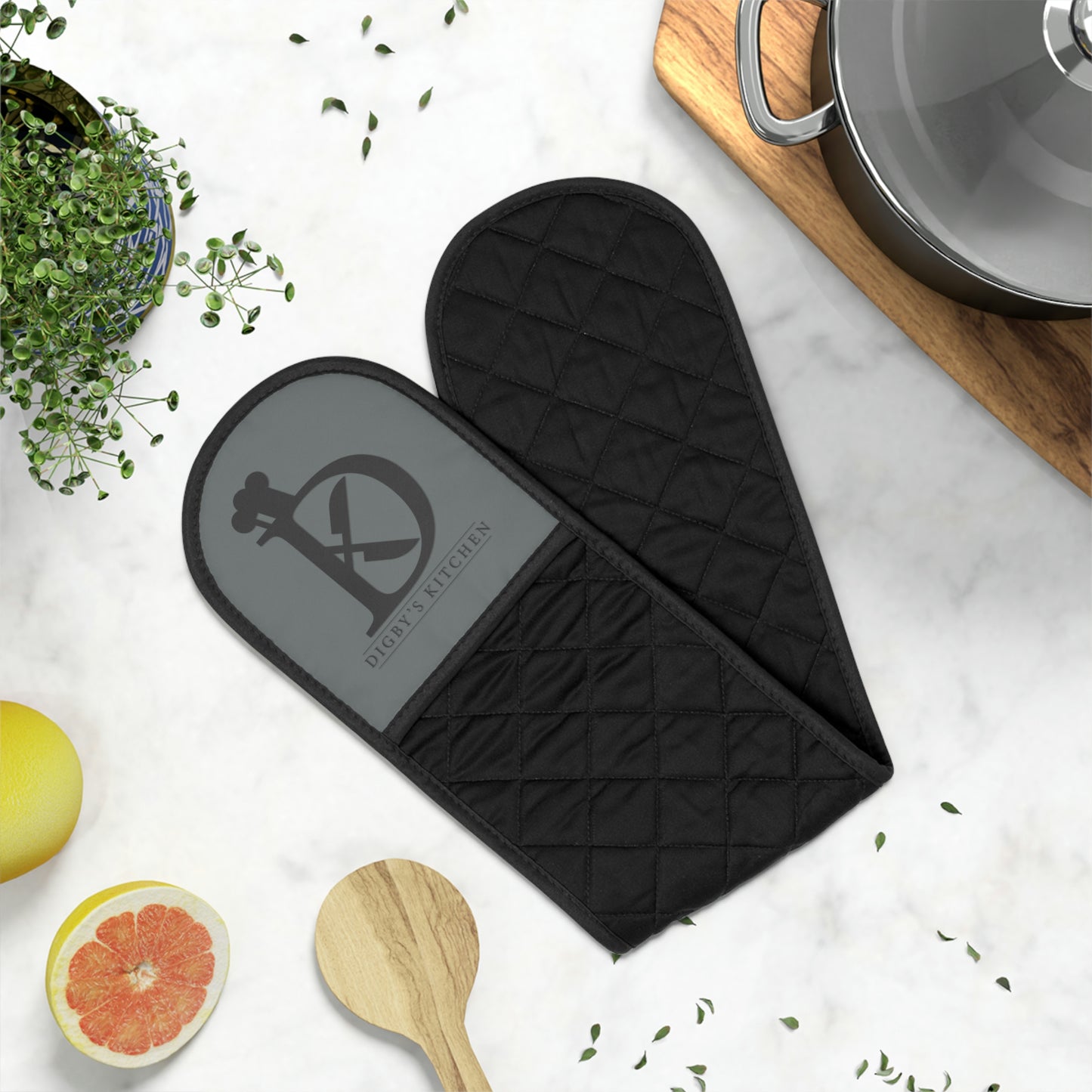 Digby's Kitchen Oven Mitts